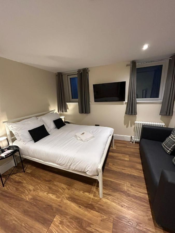 Modern Double Room With Sofa Edinburgh Dış mekan fotoğraf