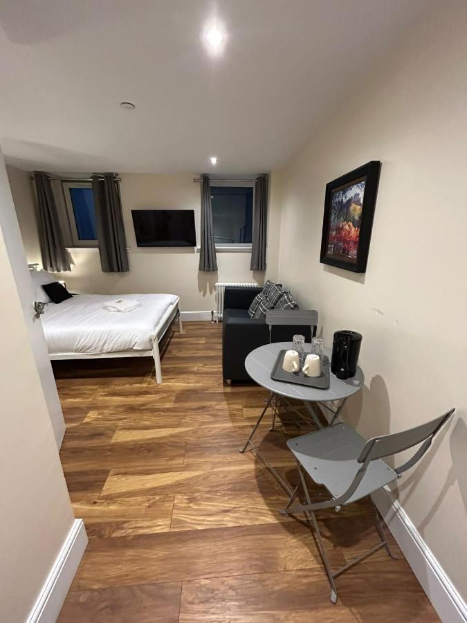 Modern Double Room With Sofa Edinburgh Dış mekan fotoğraf